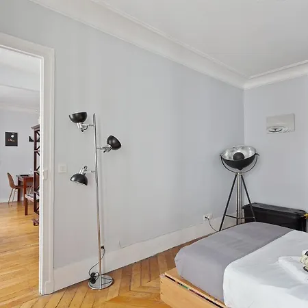 Appartamento Charming Parisian Near Bastille By Guestready *